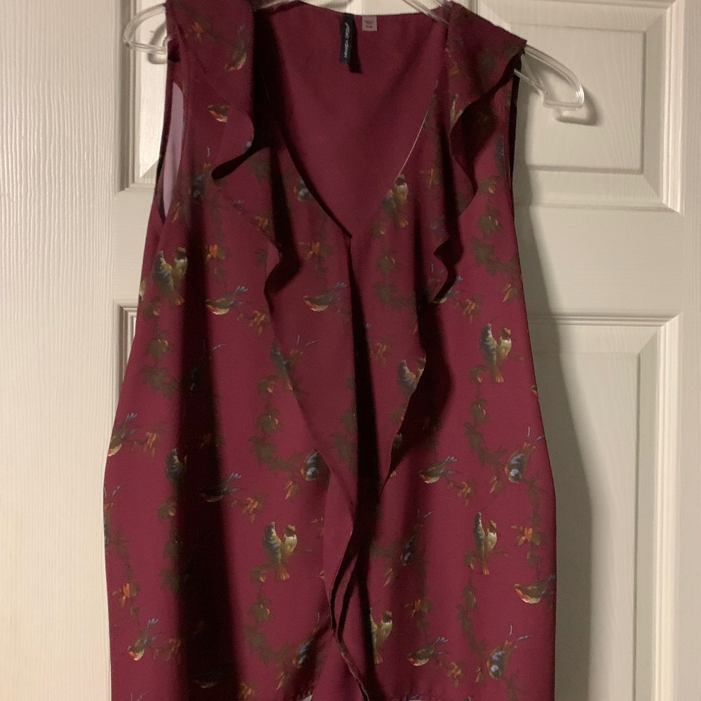 Floral Burgundy Sleeveless Top